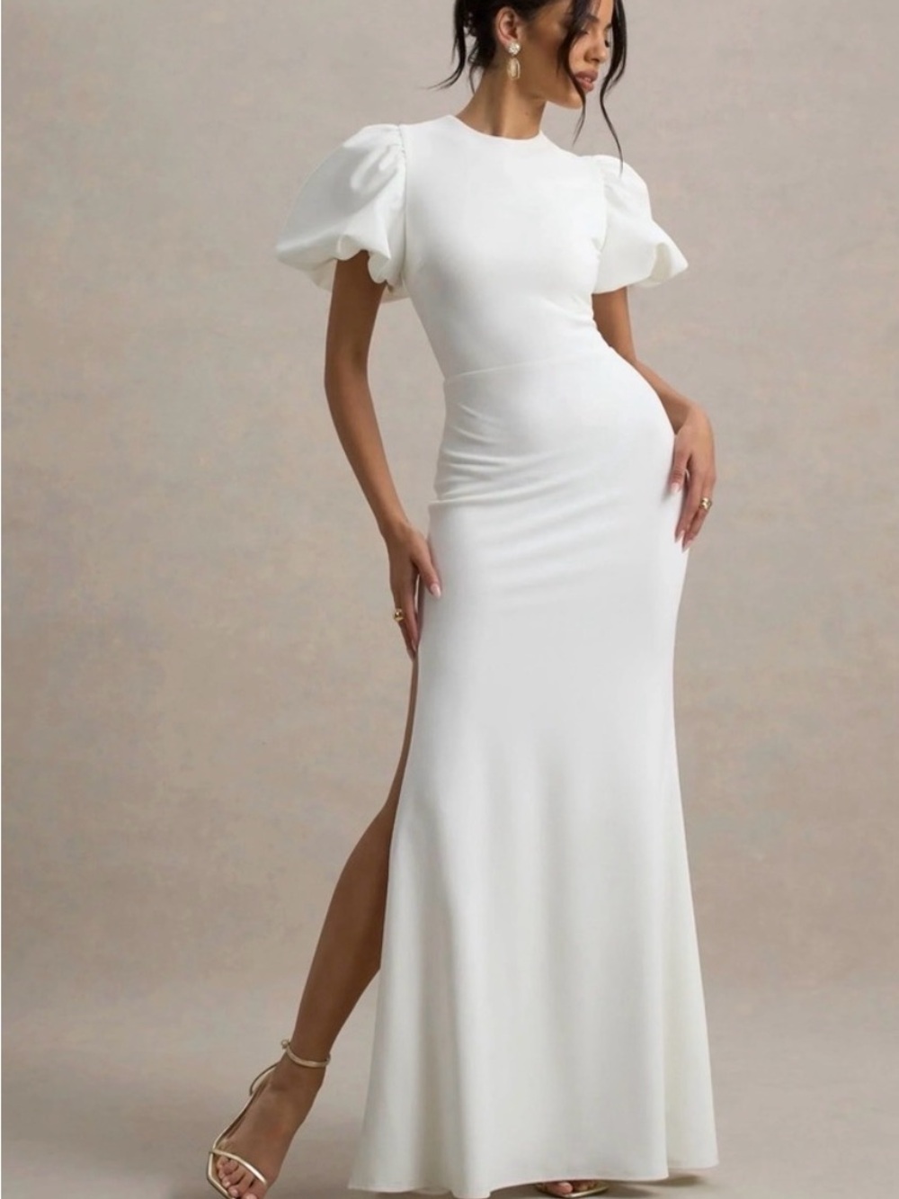 Minimalist White Puff-Sleeve Maxi Dress